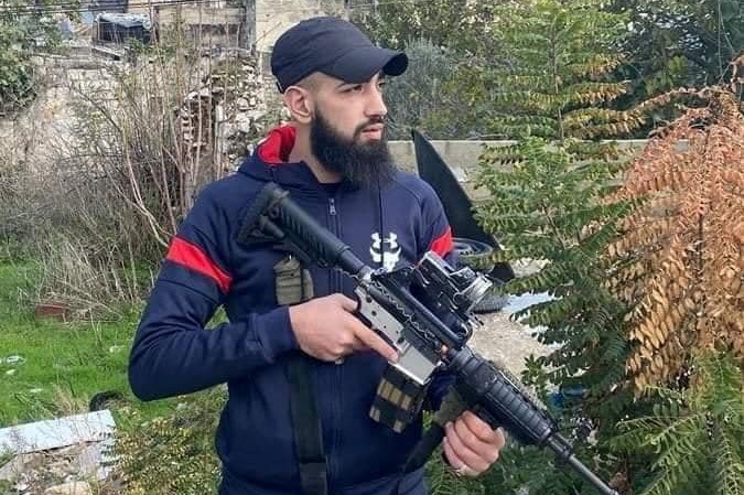 محمد الدخيل.. آن للمقاتل أن يستريح من ملاحقة السلطة ومطاردة الاحتلال