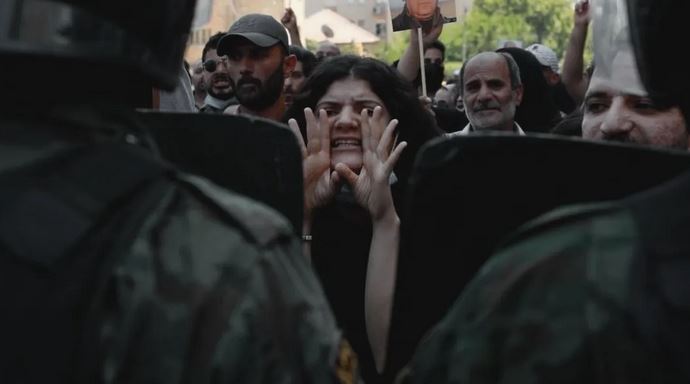 سؤال ساخر يثير ضحك النشطاء حول تدخل أجهزة السلطة في السلطة القضائية