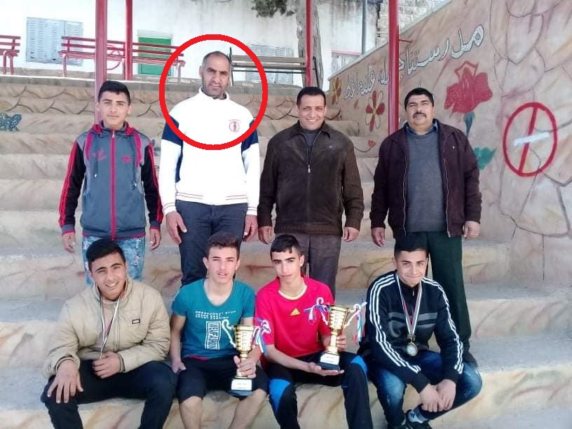 معلم يوجه رسالة للحكومة: لسنا كرة قدم ليتم التلاعب بنا بالنقل التعسفي