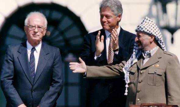 مؤرخ يعدد 7 كوارث جلبتها أوسلو على الفلسطينيين