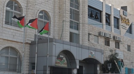 موظفو بلدية بيتونيا يعلنون الإضراب ضد تنكر البلدية لمطالبهم