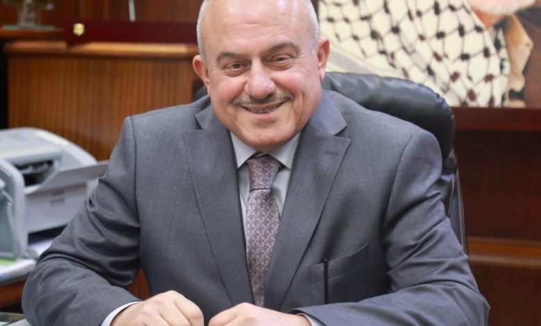 فضيحة بالصور.. تعهد سامي حجاوي بالتبرع براتبه “دعاية انتخابية” فقط