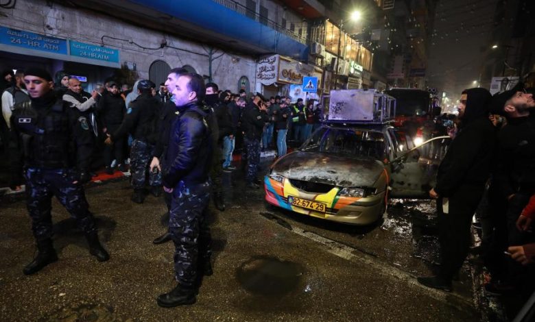 مركز دراسات: الشارع بالضفة يكره السلطة لغيابها عن حمايته بوجه الاحتلال