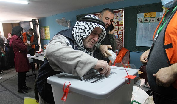 المرحلة الثالثة من الانتخابات المحلية.. كابوس الهزيمة الذي يلاحق “فتح”