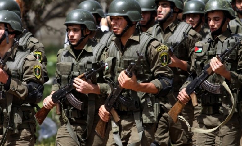 إياد العزمي: السلطة عامل رئيسي في عرقلة تطور المقاومة بالضفة