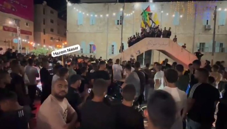 الضفة تنتفض.. تظاهرات في عدة مدن نصرةً لغزة