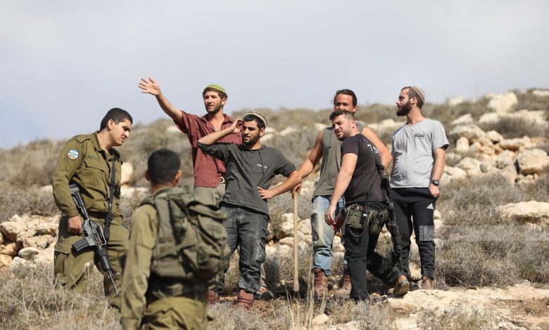 مساجد بيتا تدعو المواطنين لمواجهة المستوطنين بـ”البنادق”