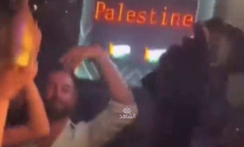 سفارة السلطة تقيم حفلًا فاضحًا في أكبر بارات اليونان