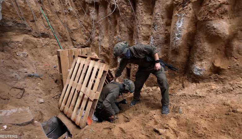 محمود عباس.. أول من دعا لإغراق أنفاق غزة بالماء