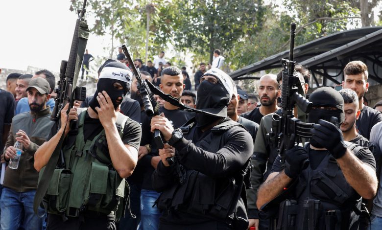 مسؤول أمني إسرائيلي يطالب بـ “تعزيز السلطة” لمنع انتفاضة ثالثة بالضفة