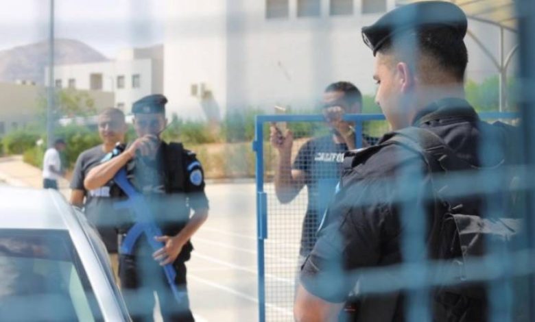 حكومة اشتية.. 5 سنوات من الفساد وكبت الحريات