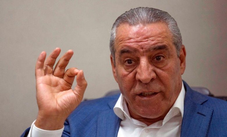 حسين الشيخ يلتقي سرًا رئيس الشاباك في تل أبيب والهدف: المقاومة