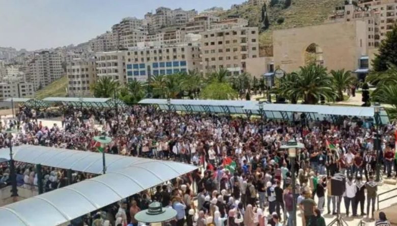 جامعات الضفة تنتفض نصرة لغزة واتصالات طلابية مع جامعات بريطانية لتنسيق الجهود