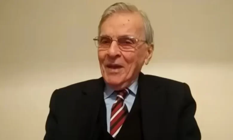 نذالة وانحطاط..القيادي بفتح أسامة العلي يصف الأردنيين المناصرين لغزة ب”الأبقار”