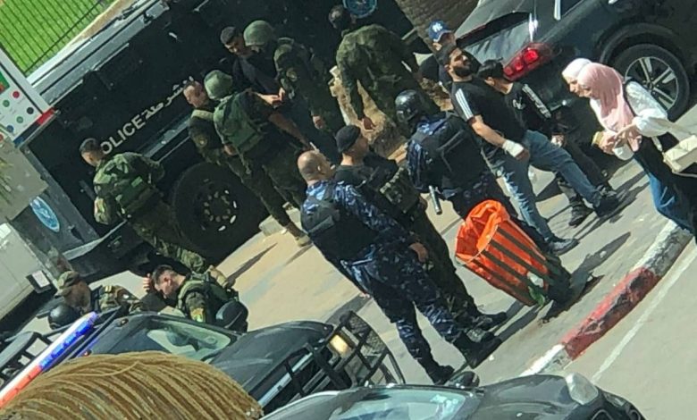 أجهزة السلطة تعتدي على المشاركين بجنازة الشهيد سامر رمانة بمخيم بلاطة