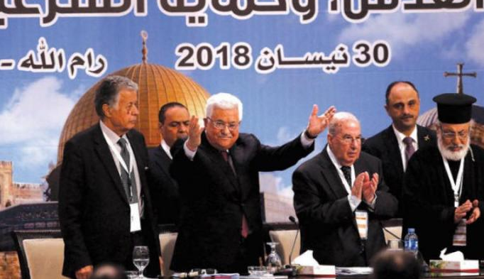 لماذا تخشى حركة فتح إصلاح منظمة التحرير وتعده كـ”كابوس”؟