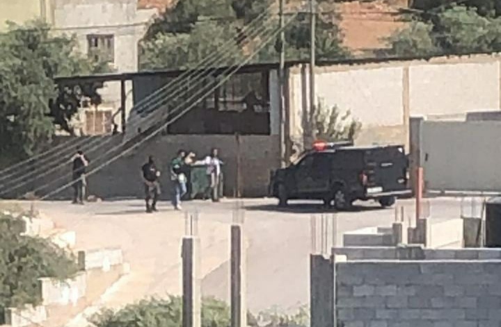 أجهزة السلطة تقتحم بيت فوريك وتختطف مواطنين بعد الاعتداء عليهم