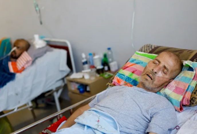 مرضى السرطان بالضفة يواجهون الموت بسبب انعدام الأدوية والصحة تتجاهل كارثتهم