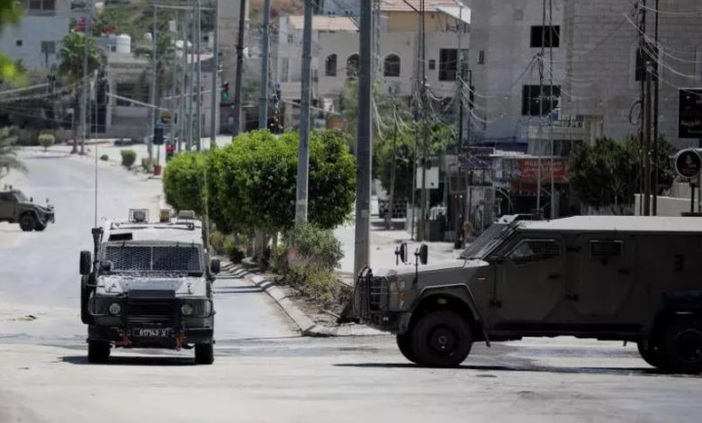 محلل: السلطة تقف متفرجة على تصعيد “إسرائيل” وفلسفتها تعدمها الخيارات