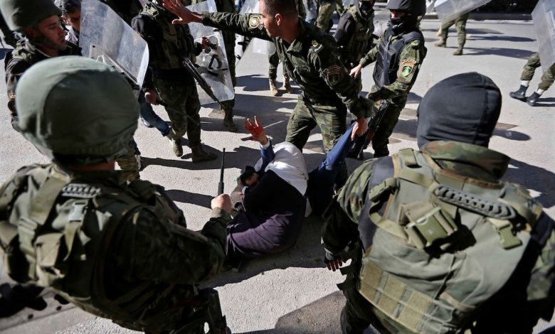 كاتب: السلطة حيدت الضفة عن نصرة غزة وروح أوسلو حاضرة بكل تفاصيل منهجيتها