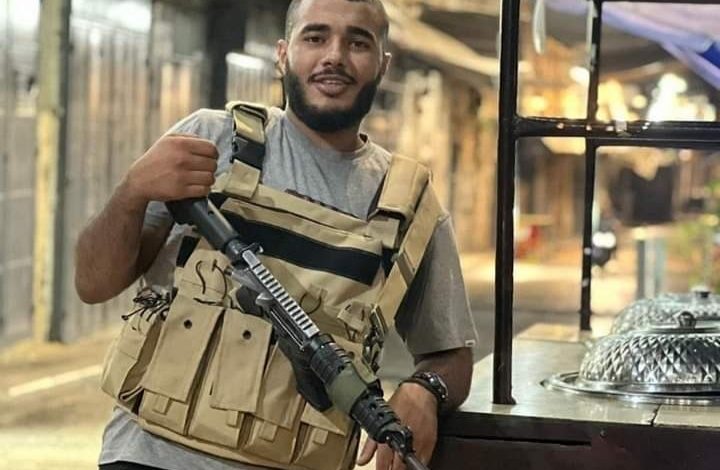 انحطاط وطني وأخلاقي.. أجهزة السلطة تهدد شقيقة المطارد المختطف أزهر مسروجة