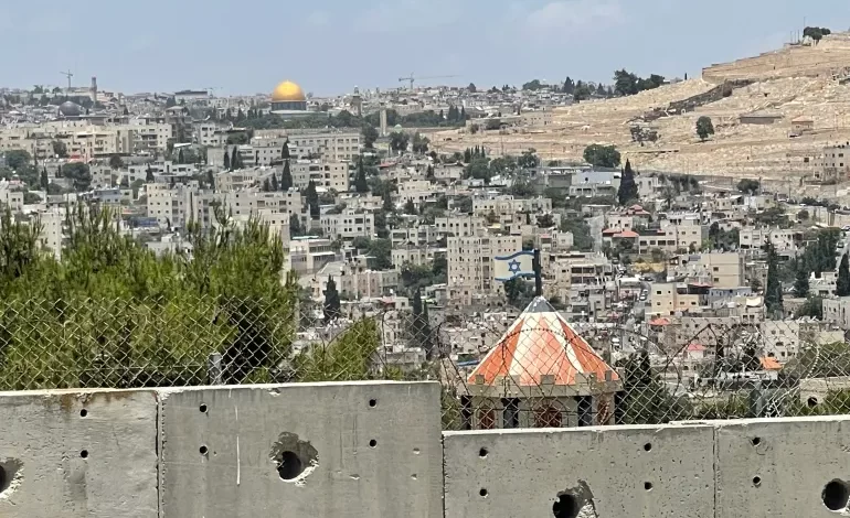 باحثة: السلطة باعت القدس وتركتها نهشًا للاحتلال وحديثها عن الاستقلال “وهم”