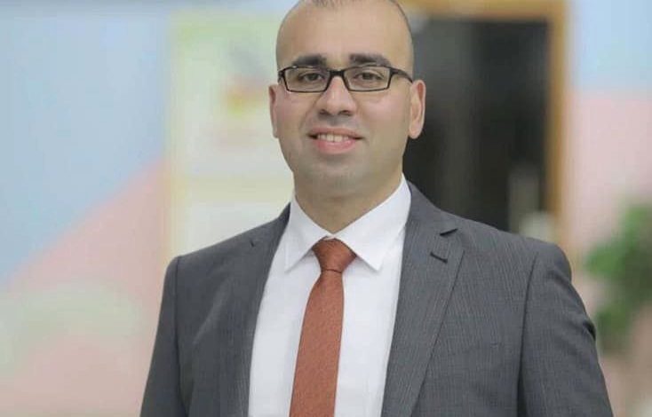 زوجة الصحفي البيتاوي: السلطة نقلته إلى سجن جنيد بعد أن صادرت هاتفه وجهازه الحاسوب