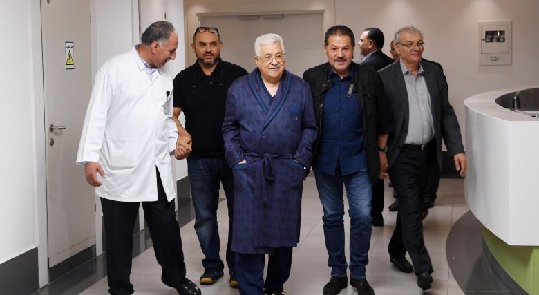 تراجع طرأ على صحته.. عباس يخضع لعملية زراعة منظم للقلب في الأردن