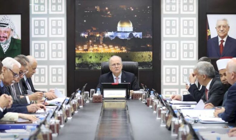 محمد مصطفى يعلن تشكل جسم لسرقة أموال إعادة إعمار غزة