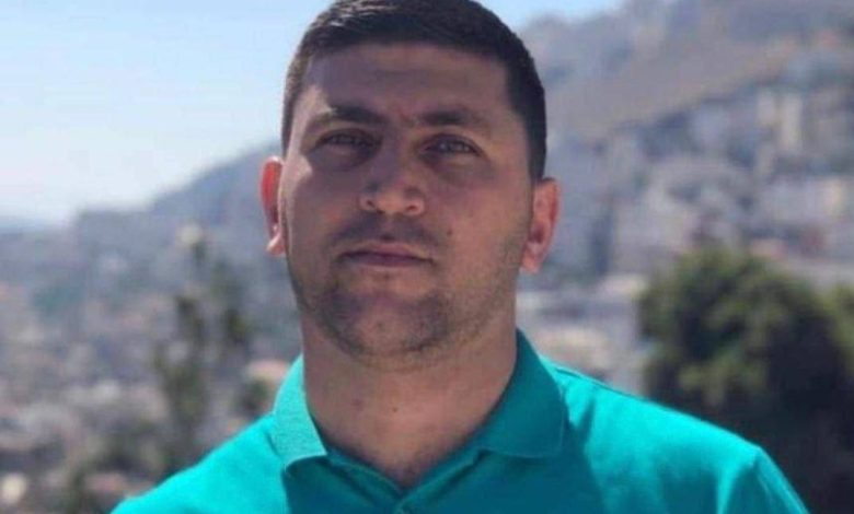 عائلة منى لمخابرات السلطة: كفى اعتقالًا دون ذنب لابننا عبد الكريم