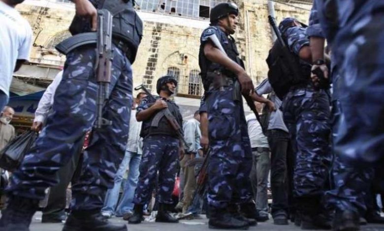 أجهزة السلطة تعتقل 4 شبان من طولكرم بتهمة تشييع أحد الشهداء