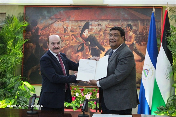 باع دم ابنه.. نيكاراغوا تطالب السلطة باستبدال سفيرها رأفت بدران لتطاوله على غزة