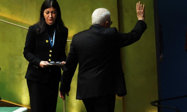 عباس بين نيته زيارة غزة وقرار التخلي عن أهلها.. القصة الكاملة