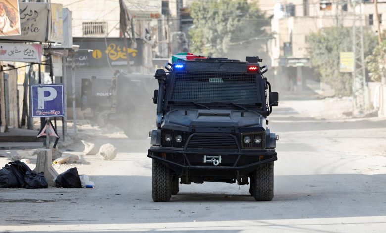 موقع أمريكي: السلطة حولت “الوطن” لـ”بانتوستانات” تديرها “إسرائيل”