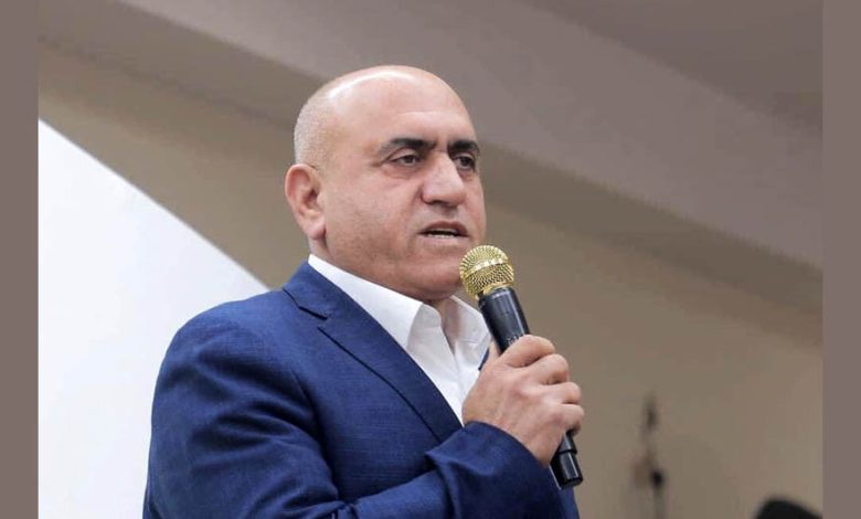 أكرم الرجوب.. المحافظ الموتور الفاشل يتطاول على المقاومة في جنين