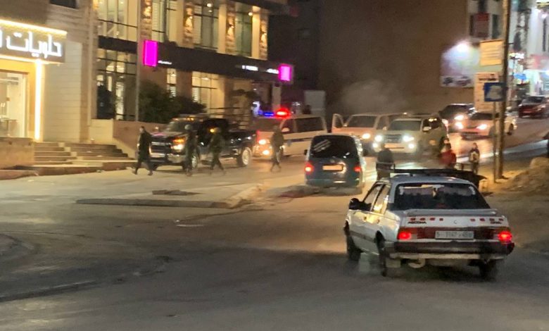 أجهزة السلطة تنتشر بشوارع طوباس لقمع أي فعالية مساندة لجنين