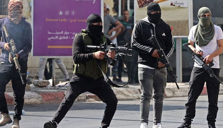 الذباب الإلكتروني للسلطة يهاجم مقاومي جنين ويحرض عليهم