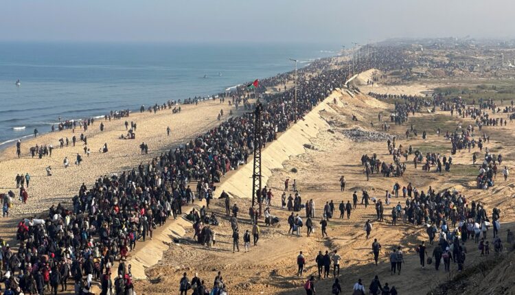 ناشط فتحاوي: مشهد عودة النازحين لشمال قطاع غزة أغاظ المرجفين