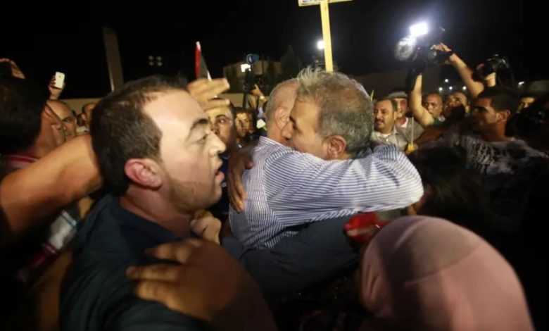 إعلام الأسرى: 90 أسيراً سيخرجون في اليوم الأول من صفقة التبادل