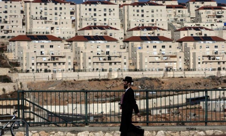 أكاديمي: السلطة فشلت بفضح جرائم الاحتلال دوليا وحراكها ضد الضم ضعيف