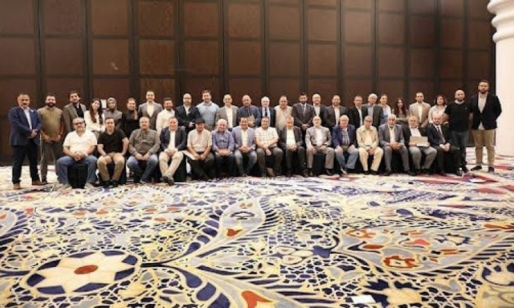 السلطة وفتح.. تنازلوا عن ثوابت الشعب الفلسطينى ويمنعون من يريد حمايتها