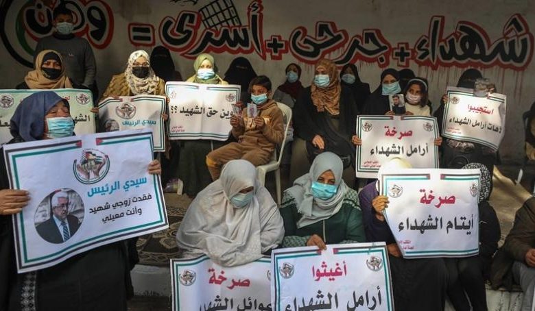 الأعرج: وقف عباس رواتب الشهداء والأسرى توقيته ومضمونه وأبعاده وتداعياته خطيرة