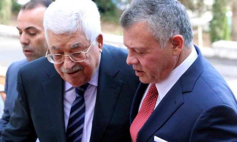 كاتب أردني يدعو لقطع علاقة بلاده بالسلطة: أضعف من الدفاع عن شجرة برام الله