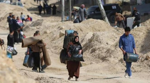 العدوان يتواصل لليوم الـ 50.. الاحتلال يجبر 200 عائلة جديدة على النزوح من مخيم طولكرم