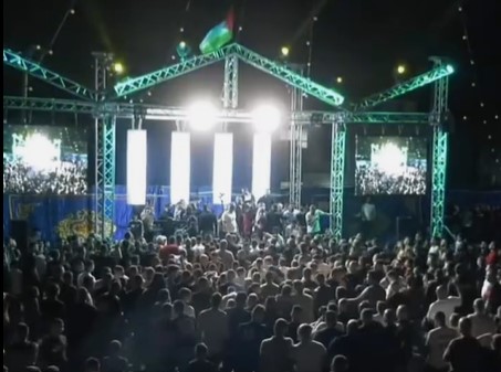 الضفة وغزة تذبحان وحفلات الغناء الصاخبة بالخليل تصم الآذان!