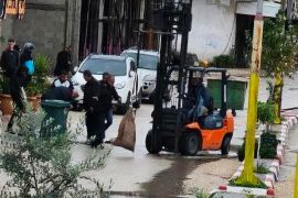 السلطة تمشط طرق طوباس وتتلف عبوات معدة لدوريات الاحتلال