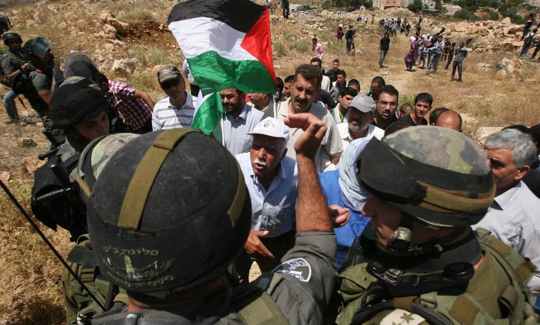 فتح من التحرير إلى الانبطاح.. حتى المسيرات أصبحت ممنوعة ضد الاحتلال