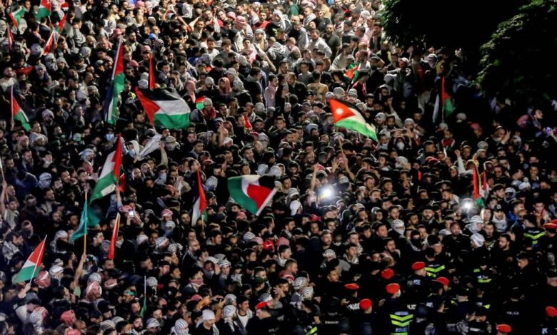 السلطات الأردنية تواصل حربها ضد داعمي القضية الفلسطينية