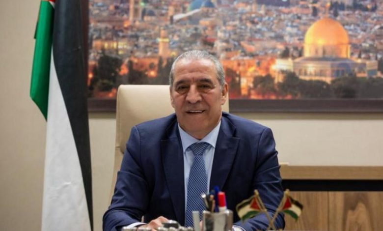 لجنة السفارات آخرها.. “الشيخ” يسيطر على مفاصل السلطة والمنظمة بكيانات موازية