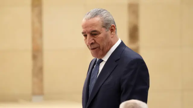 تسول المال على رأس أجندة زيارة حسين الشيخ للسعودية